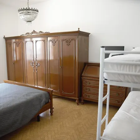 Stella Luxe Mazzini Park Apartman