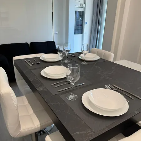 Apartman Stella Luxe Mazzini Park