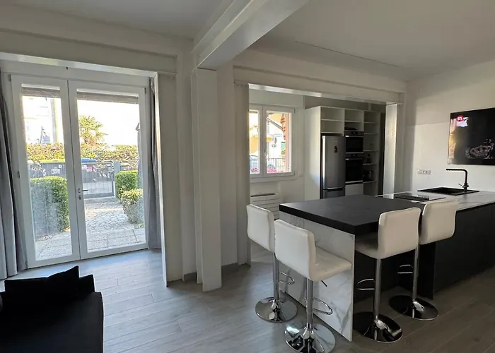 Stella Luxe Mazzini Park Apartman