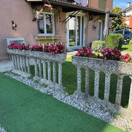 公寓 Stella Luxe Mazzini Park *